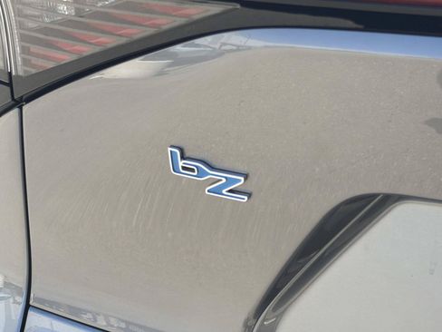 Used 2026 Toyota bZ FWD image 20