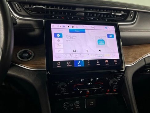 Certified 2022 Jeep Grand Cherokee L Summit w/ Advanced Protech Group IV image 21