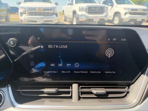New 2026 Chevrolet Trax LT w/ Driver Confidence Package FWD image 22
