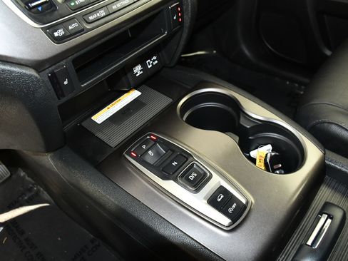 Used 2022 Honda Pilot Special Edition image 31