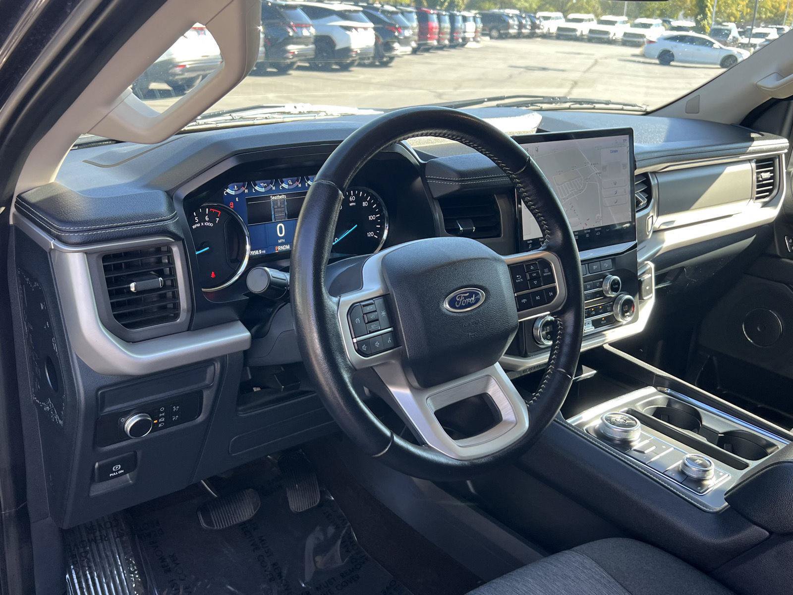 Used 2022 Ford Expedition XLT AWD/4WD image 26