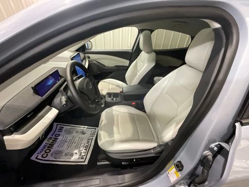 Used 2025 Ford Mustang Mach-E Premium AWD/4WD image 9