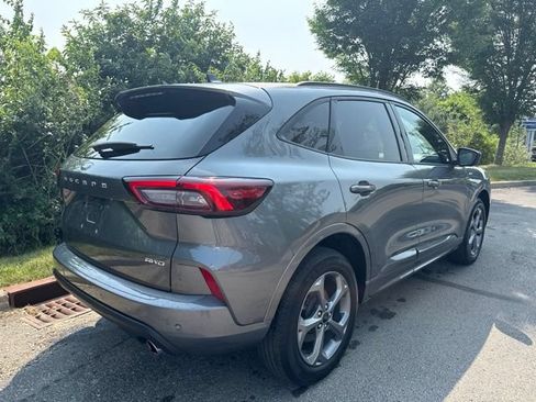 Used 2023 Ford Escape ST-Line w/ Tech Pack #1 AWD/4WD image 8