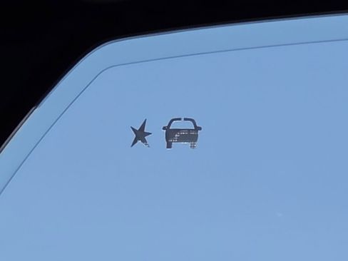 New 2026 GMC Yukon XL AT4 Ultimate w/ LPO, Illumination Package image 10