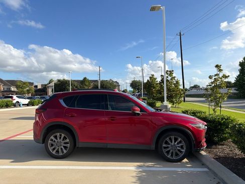 Used 2019 MAZDA CX-5 Grand Touring FWD image 9