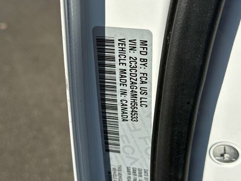 Used 2021 Dodge Challenger SXT image 35