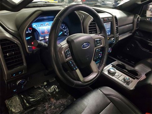Used 2019 Ford Expedition Max XLT w/ Equipment Group 202A image 17