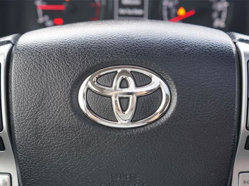 Used 2023 Toyota 4Runner SR5 Premium w/ Moonroof Package RWD image 15