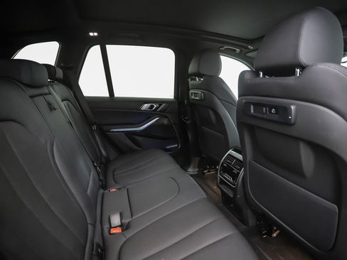 Used 2021 BMW X5 xDrive40i w/ Convenience Package AWD/4WD image 26