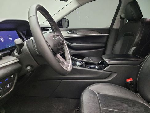 Used 2022 Jeep Grand Cherokee Limited 4xe w/ Luxury Tech Group II image 17