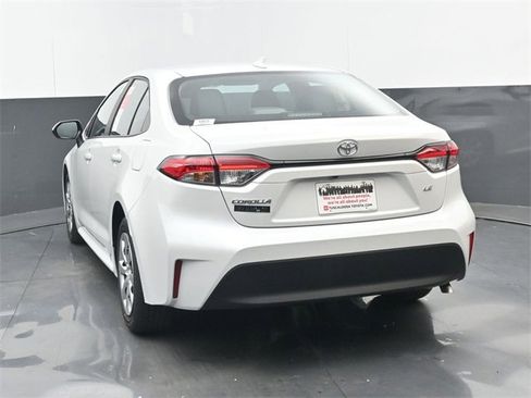 New 2026 Toyota Corolla LE image 17