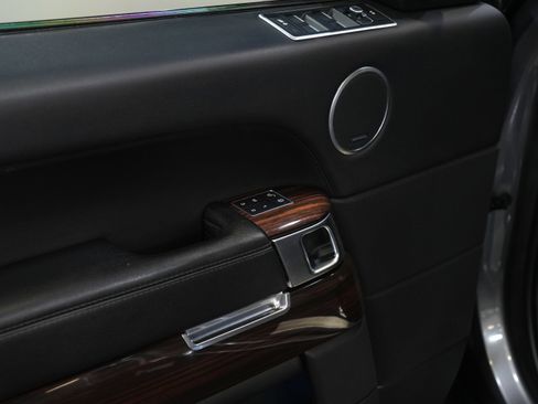 Used 2016 Land Rover Range Rover image 22