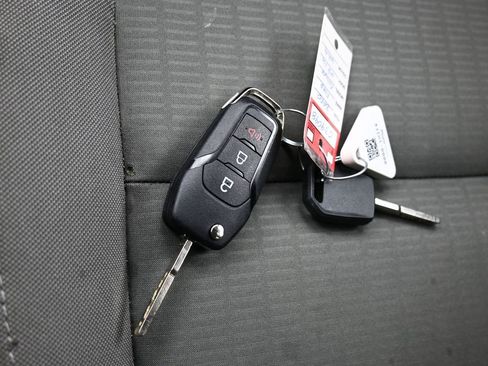 Used 2020 Ford Escape S image 29