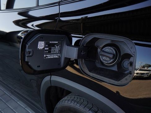 Certified 2022 Mercedes-Benz GLA 250 4MATIC image 9