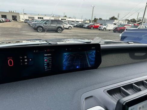 New 2026 Ford Expedition Active image 68