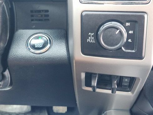 Used 2020 Ford F250 Lariat w/ Lariat Ultimate Package AWD/4WD image 21