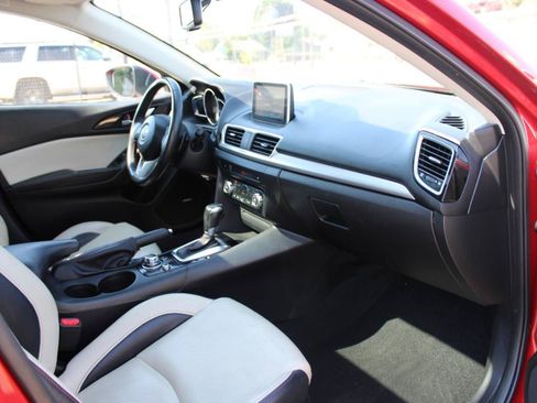 Used 2014 MAZDA MAZDA3 s Grand Touring FWD image 16