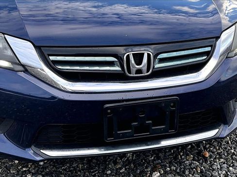 Used 2015 Honda Accord Hybrid Sedan image 25