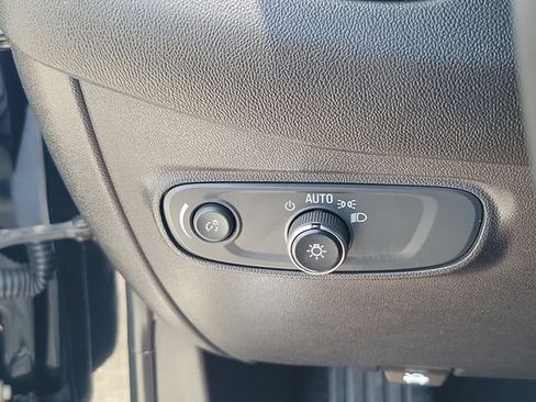 Used 2022 Chevrolet Equinox LT FWD image 20