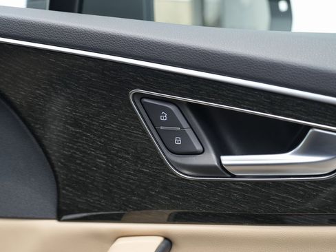 Used 2023 Audi Q7 2.0T Premium Plus image 35