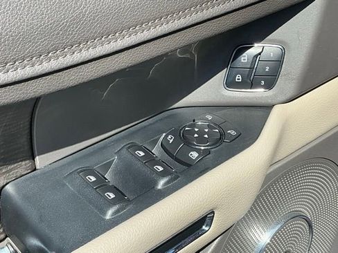 Used 2018 Ford Expedition Limited w/ Equipment Group 302A RWD image 11
