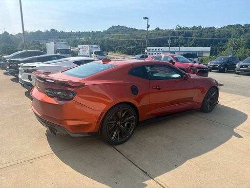 Used 2023 Chevrolet Camaro ZL1 RWD image 4