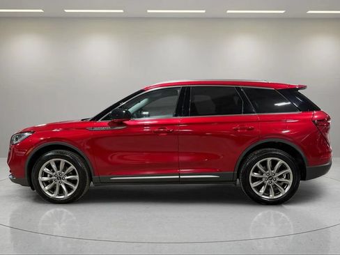 Used 2021 Lincoln Corsair AWD w/ Premium Package image 18
