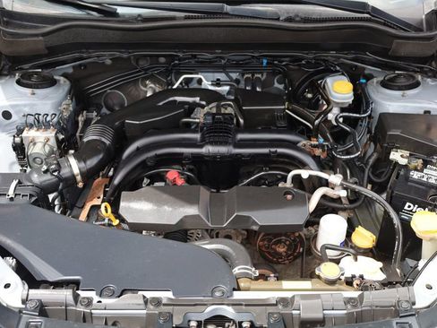 Used 2017 Subaru Forester 2.5i Premium w/ All-Weather Package image 12