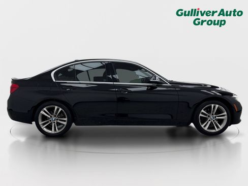Used 2018 BMW 330i Sedan RWD image 10
