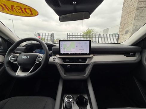 New 2026 Ford Explorer Active RWD image 25