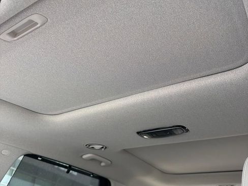 Used 2025 Hyundai Palisade Limited FWD image 16