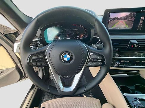 Used 2023 BMW 530i xDrive w/ Premium Package AWD/4WD image 40