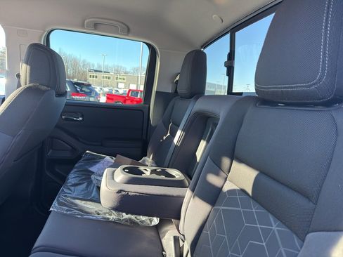 New 2026 Nissan Frontier SV image 33