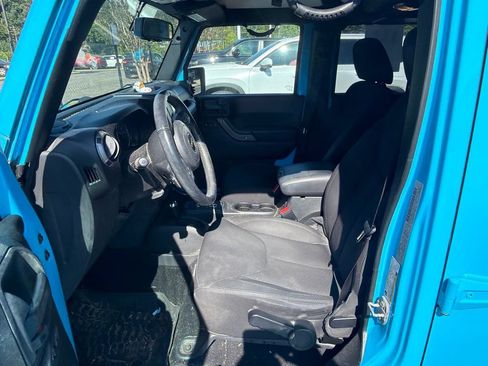 Used 2017 Jeep Wrangler Unlimited Sport w/ Quick Order Package 24S AWD/4WD image 11