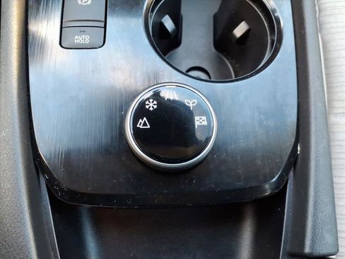 Certified 2021 Nissan Rogue SV image 21