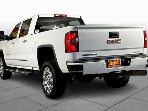 Used 2016 GMC Sierra 2500 Denali w/ Duramax Plus Package image 11