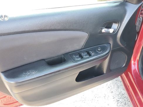 Used 2013 Chrysler 200 Touring FWD image 17