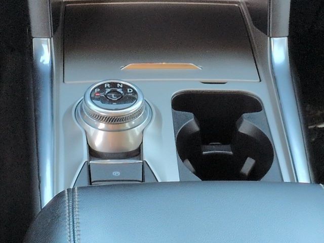 Certified 2022 Ford Explorer Limited AWD/4WD image 19