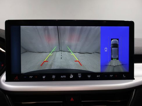 Used 2023 Ford Escape Platinum image 28