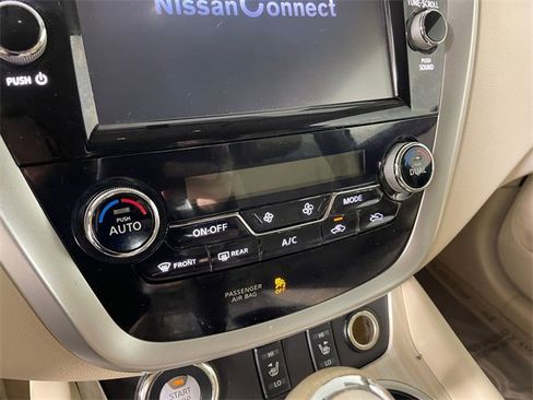 Used 2015 Nissan Murano SL w/ Cargo Package image 8