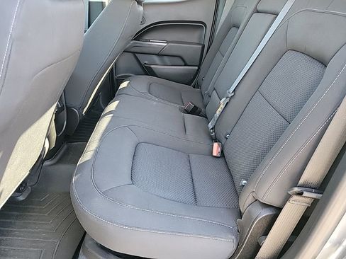 Used 2022 Chevrolet Colorado LT w/ LT Convenience Package image 14