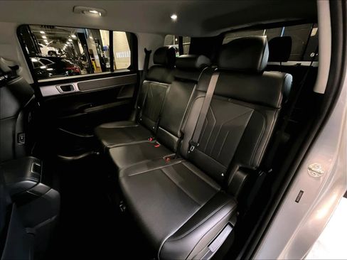 Used 2024 Hyundai Santa Fe SEL image 15