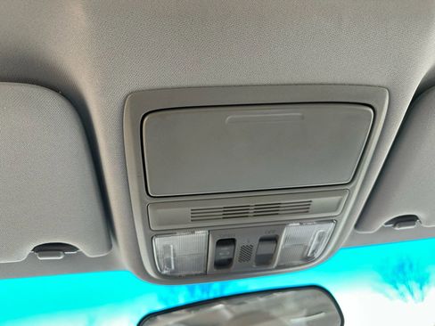 Used 2012 Honda Accord EX image 29