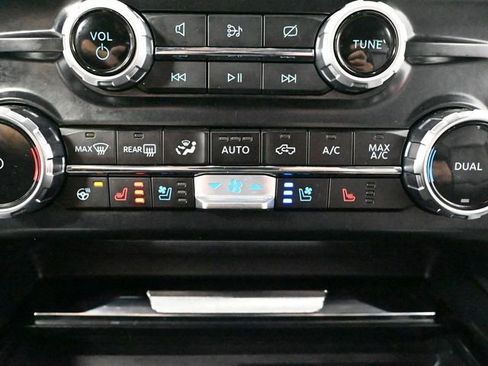 Used 2024 Ford F350 Lariat w/ Lariat Ultimate Package image 33