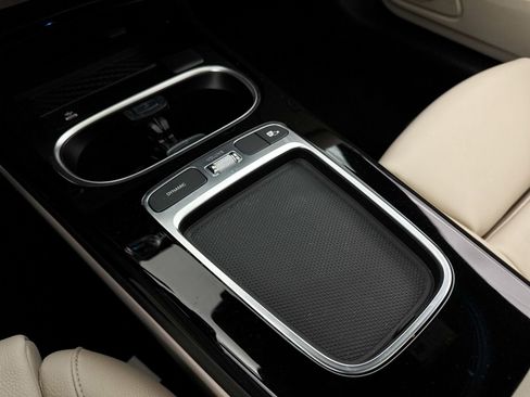 Used 2024 Mercedes-Benz CLA 250 CLA 250 image 24