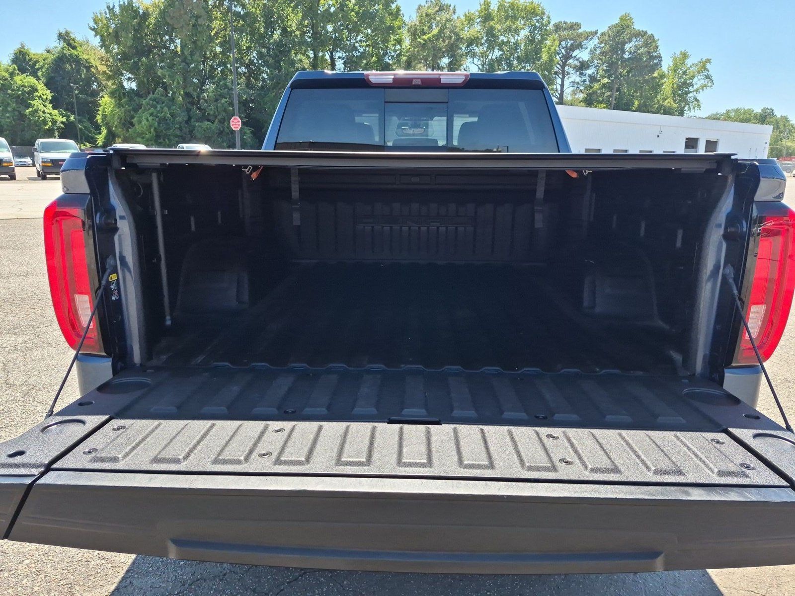 Certified 2019 GMC Sierra 1500 Denali w/ Technology Package AWD/4WD image 27
