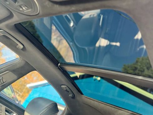 Used 2019 Genesis G80 3.3T Sport image 21