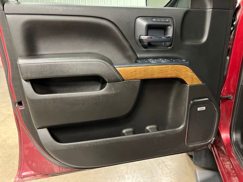 Used 2018 Chevrolet Silverado 1500 LTZ w/ Sport Package image 23