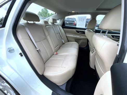 Used 2015 Nissan Altima 2.5 SL w/ Moonroof Package FWD image 19