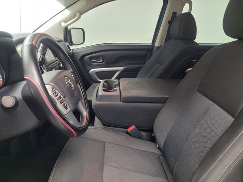 Used 2019 Nissan Titan SV RWD image 17